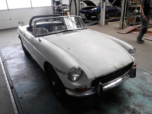 1967 mg b roadster | british classic sports car - afbeelding 53 van  53