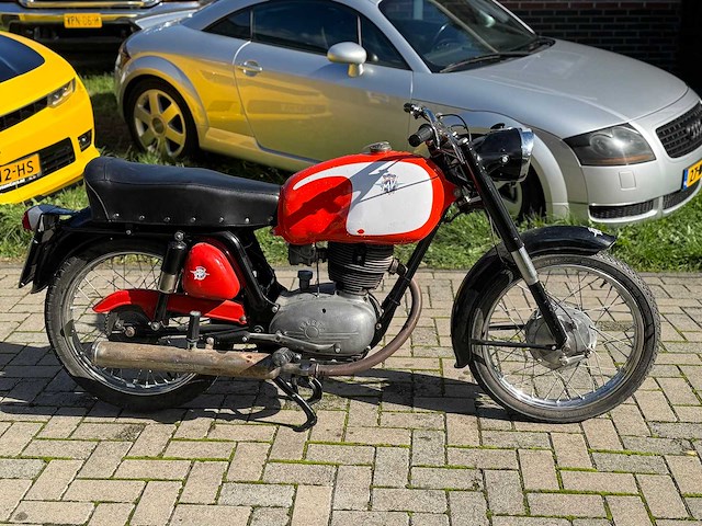 1967 mv agusta 125 - afbeelding 12 van  16