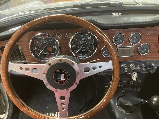 1967 triumph tr4a surrey top | british classic sports car - afbeelding 26 van  83