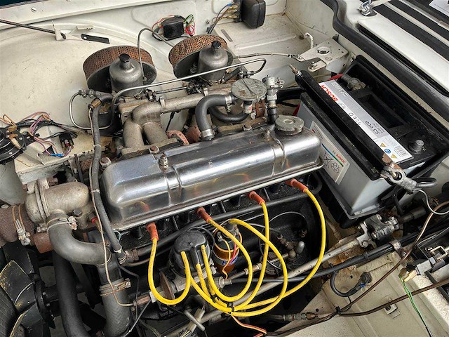 1967 triumph tr4a surrey top | british classic sports car - afbeelding 30 van  83