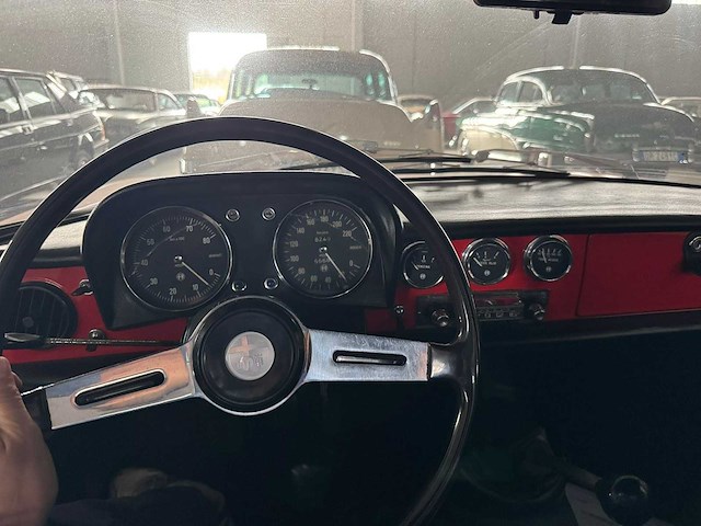 1968 alfa romeo spider 1300 duetto | italian classic roadster - afbeelding 9 van  27