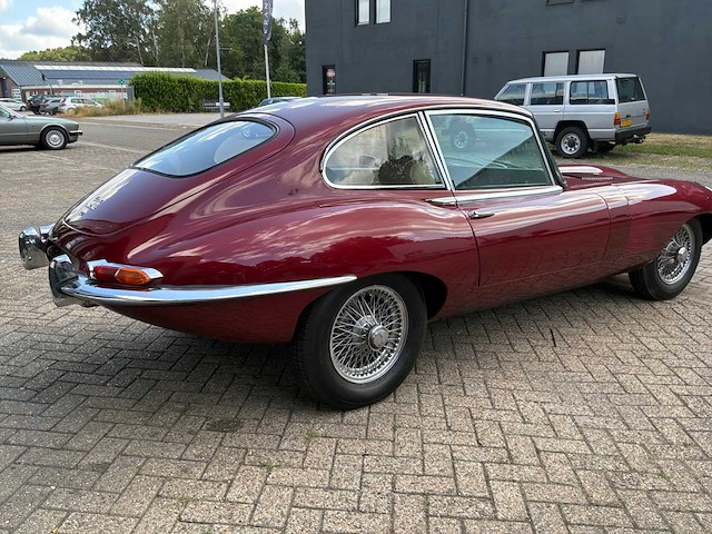 1968 jaguar 2 + 2 e-type oldtimer - afbeelding 34 van  38