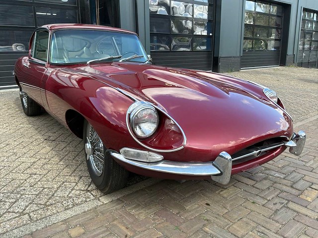 1968 jaguar 2 + 2 e-type oldtimer - afbeelding 36 van  38