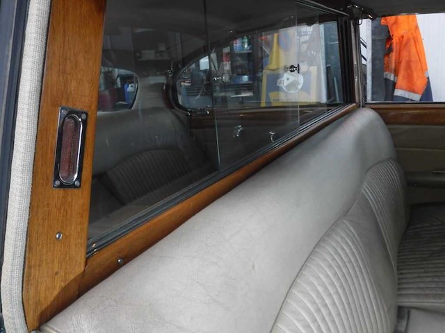 1968 jaguar 420g saloon | british luxury saloon - afbeelding 22 van  93