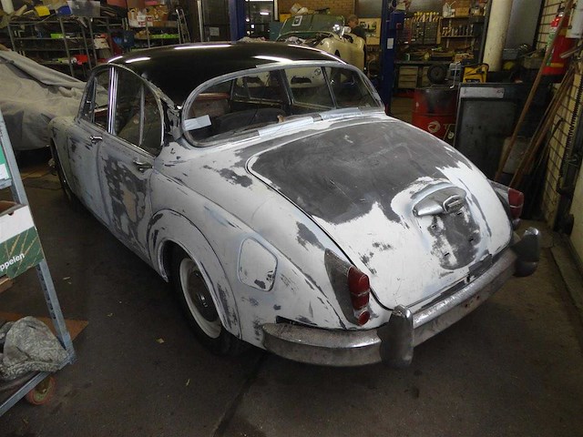 1968 jaguar mk 2 sedan | british classic sports saloon - afbeelding 4 van  32