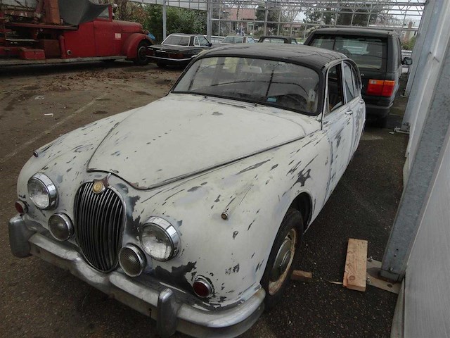 1968 jaguar mk 2 sedan | british classic sports saloon - afbeelding 19 van  32