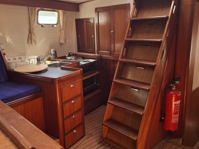 1968 lubbe vos ketch zeiljacht (refit 2007) - afbeelding 29 van  48