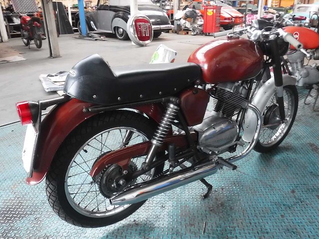 1968 moto guzzi stornello 125 sport | italian classic motorcycle - afbeelding 16 van  19