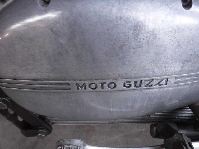 1968 moto guzzi stornello 125 sport | italian classic motorcycle - afbeelding 17 van  19