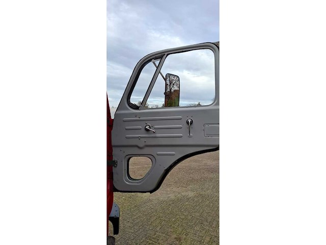 1968 saviem jl29a tank vrachtwagen (coca cola) - afbeelding 3 van  24