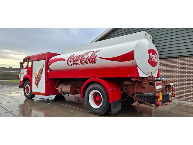 1968 saviem jl29a tank vrachtwagen (coca cola) - afbeelding 19 van  24