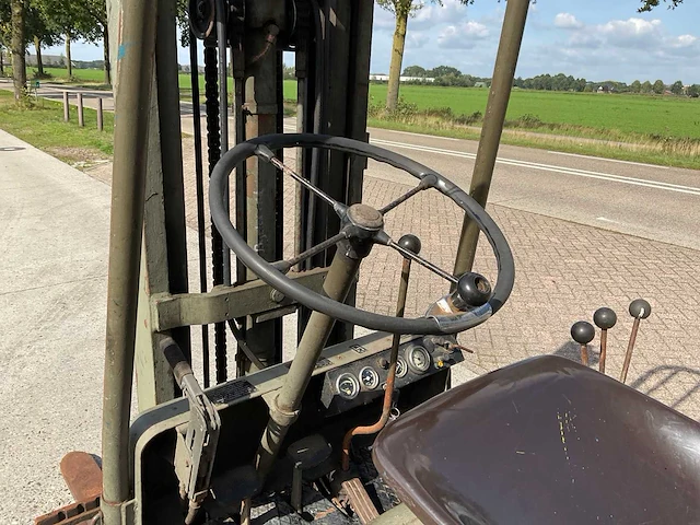 1968 yale vdp-40e vorkheftruck - afbeelding 10 van  28