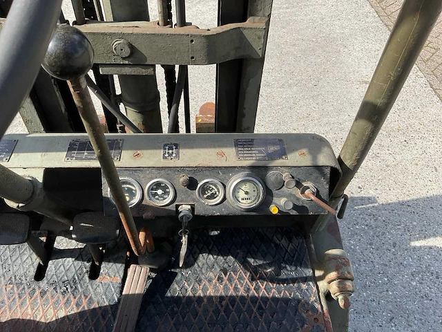 1968 yale vdp-40e vorkheftruck - afbeelding 11 van  28
