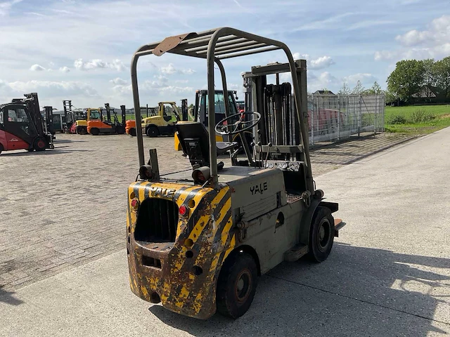 1968 yale vdp-40e vorkheftruck - afbeelding 25 van  28