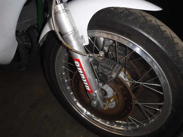 1969 benelli 250cc twin cylinder racer | italian racing motorcycle - afbeelding 6 van  15