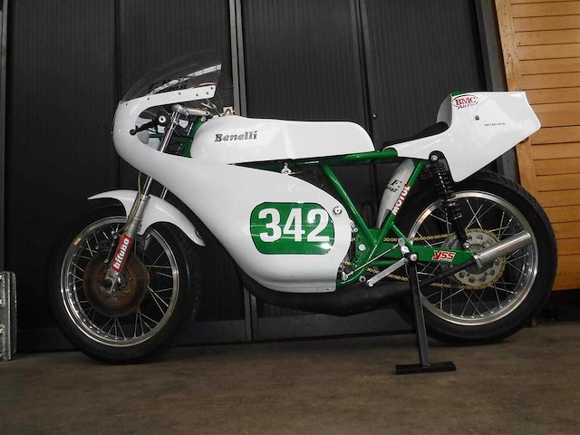 1969 benelli 250cc twin cylinder racer | italian racing motorcycle - afbeelding 9 van  15
