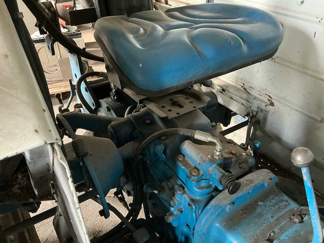 1969 ford 3000 2wd diesel tractor – hydraulische topstang – nl kenteken - afbeelding 16 van  28