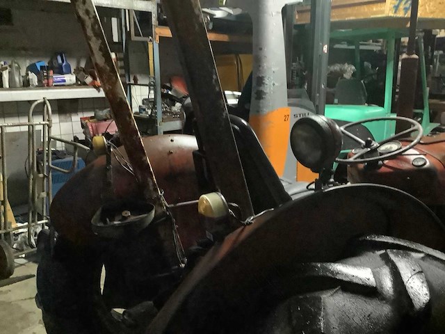 1969 massey ferguson imt oldtimer tractor - afbeelding 12 van  14
