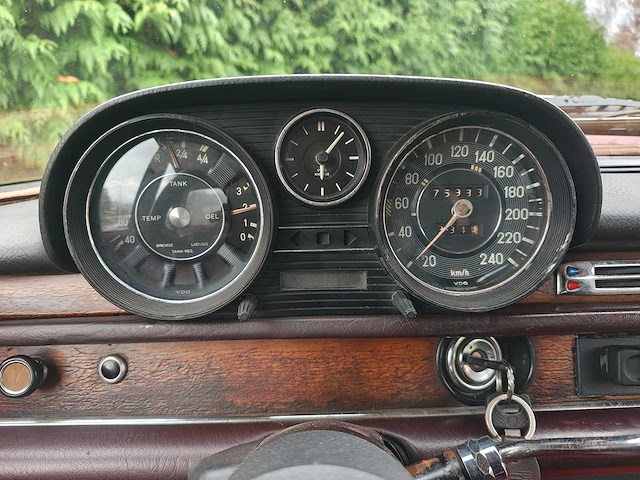 1969 mercedes-benz - red pig amg - 200-280 (w108) - 280 sel - oldtimer - afbeelding 6 van  36