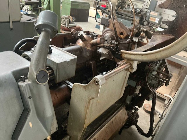 1969 schaublin 120hp hydropneumatic parallel draaibank - afbeelding 4 van  15