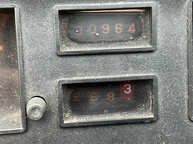 1970 citroen "ferrari" aya2 a dyane luxe oldtimer auto - afbeelding 18 van  25