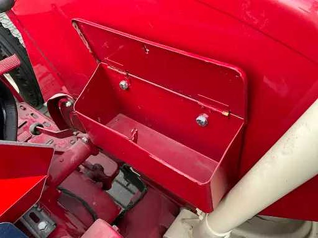 1970 international 423 tweewielaangedreven landbouwtractor - afbeelding 2 van  11