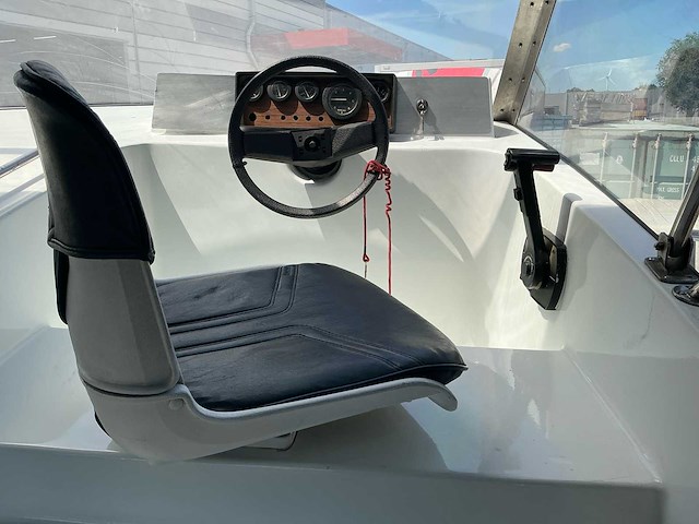1970 jeanneau exellence 850 motorjacht - afbeelding 37 van  73