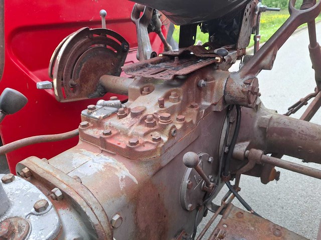 1970 massey ferguson 135 oldtimer tractor - afbeelding 9 van  20