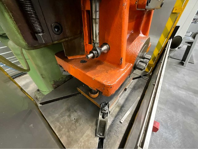 1970 rijva ep 180 type 511 excenterpers - afbeelding 8 van  26