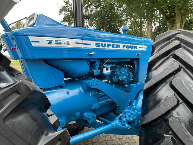1971 ford county 754 super four oldtimertractor - afbeelding 14 van  85
