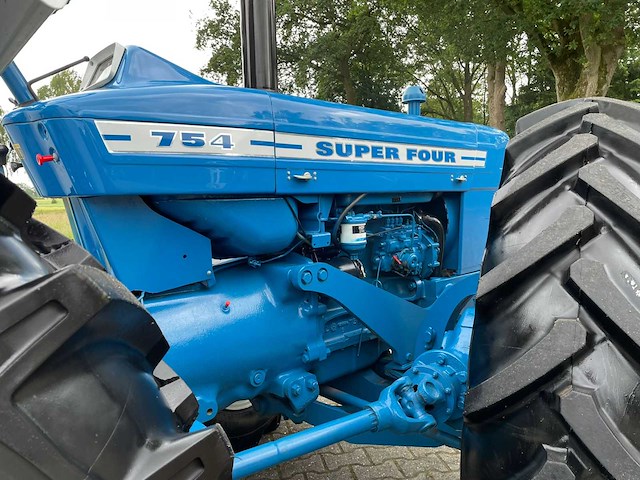 1971 ford county 754 super four oldtimertractor - afbeelding 26 van  85