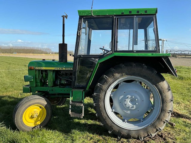 1971 john deere 2130 2wd landbouwtractor - afbeelding 30 van  32