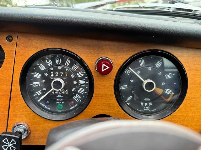 1971 triumph spitfire 1300 mk iv soft top - afbeelding 19 van  31