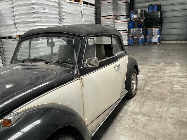 1971 volkswagen kever cabriolet 1303 ls oldtimer - afbeelding 18 van  19