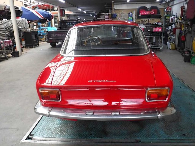 1972 alfa romeo gt 1300 junior bertone | italian classic coupe - afbeelding 6 van  61