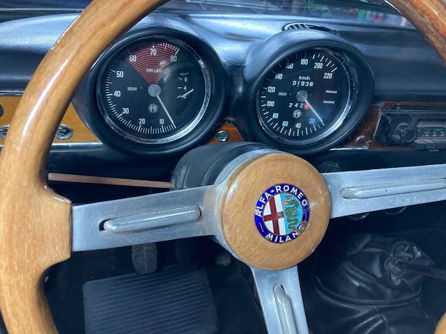 1972 alfa romeo gt 1300 junior bertone | italian classic coupe - afbeelding 69 van  71