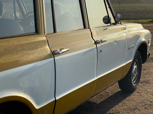1972 chevrolet custom suburban c10 - afbeelding 8 van  36