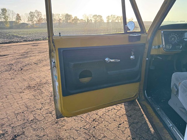 1972 chevrolet custom suburban c10 - afbeelding 19 van  36