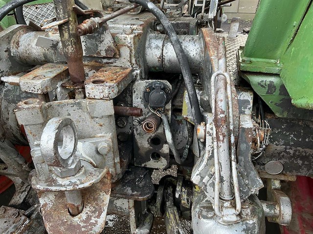 1972 fendt 610s turbomatic vierwielaangedreven landbouwtractor - afbeelding 11 van  38