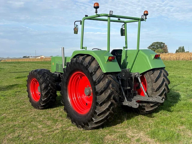 1972 fendt 614s vierwielaangedreven landbouwtractor - afbeelding 25 van  30