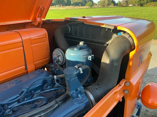 1972 fiat 1000 tweewielaangedreven landbouwtractor - afbeelding 24 van  39