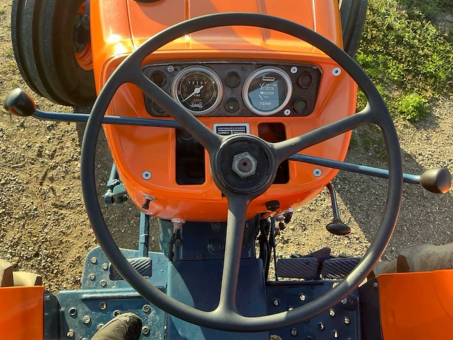 1972 fiat 1000 tweewielaangedreven landbouwtractor - afbeelding 35 van  39