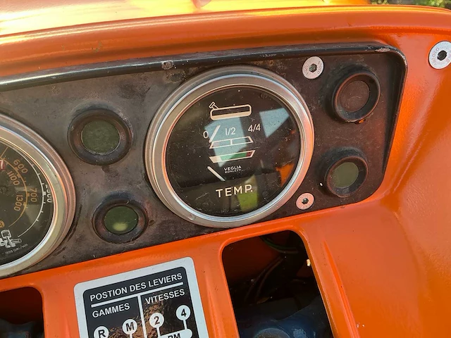 1972 fiat 1000 tweewielaangedreven landbouwtractor - afbeelding 19 van  39