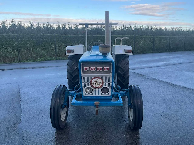 1972 ford 3000 oldtimer tractor - afbeelding 14 van  18