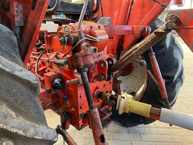 1972 renault 56 oldtimer tractor - afbeelding 5 van  16