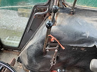 1972 renault 781 r7591 2wd tractor – 78 pk – rijafhankelijke aftakas – nederlands kenteken - afbeelding 25 van  40
