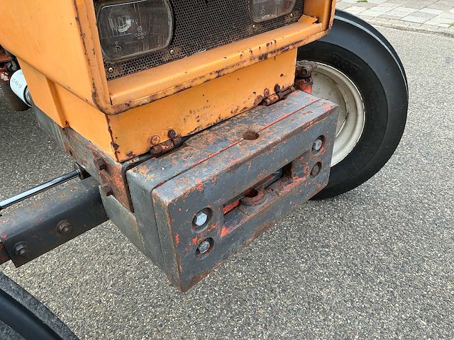 1972 renault 781 r7591 2wd tractor – 78 pk – rijafhankelijke aftakas – nederlands kenteken - afbeelding 29 van  40