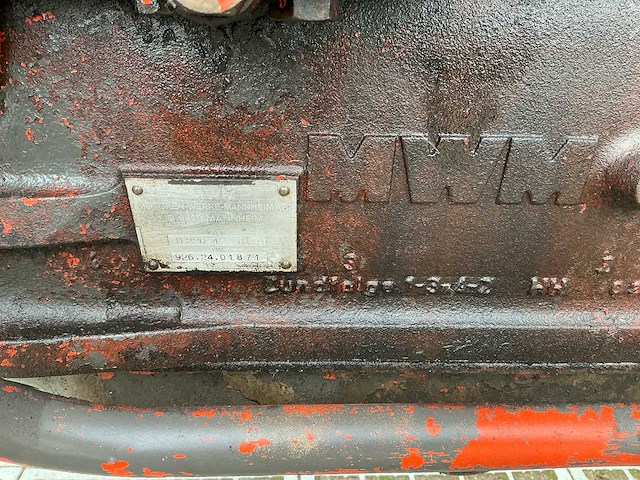 1972 renault 781 r7591 2wd tractor – 78 pk – rijafhankelijke aftakas – nederlands kenteken - afbeelding 2 van  30