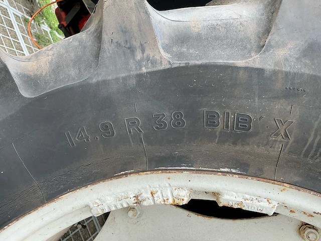 1972 renault 781 r7591 2wd tractor – 78 pk – rijafhankelijke aftakas – nederlands kenteken - afbeelding 8 van  30