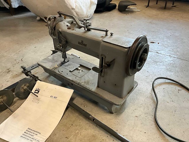 1973 adler 167 naaimachine - afbeelding 4 van  11